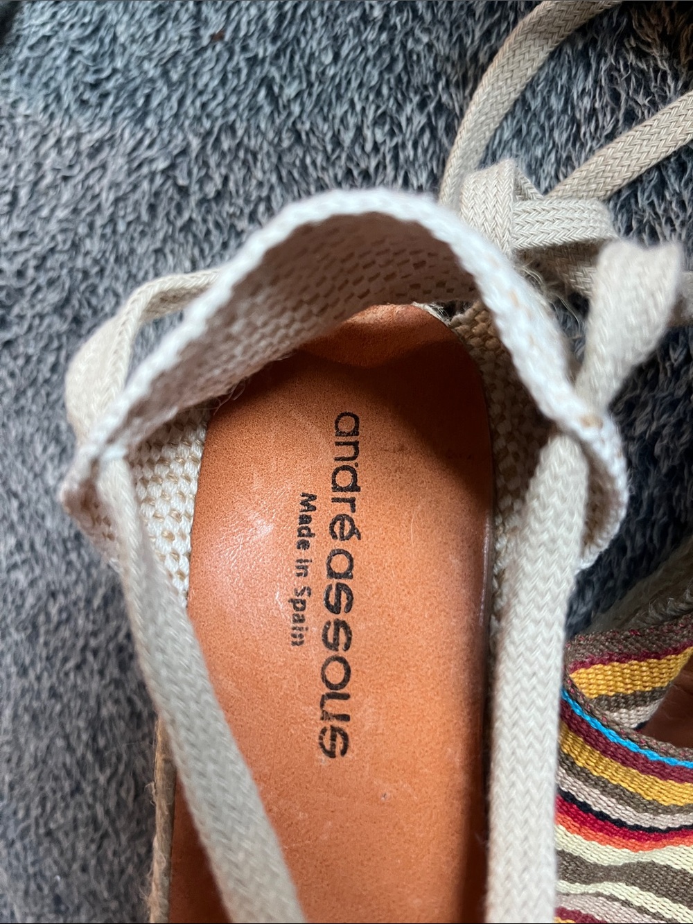 New Andre Assous espadrille Never worn - Picture 2 of 11